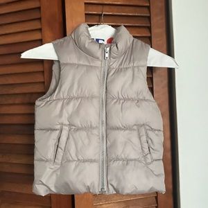 Toddler girl light gray vest